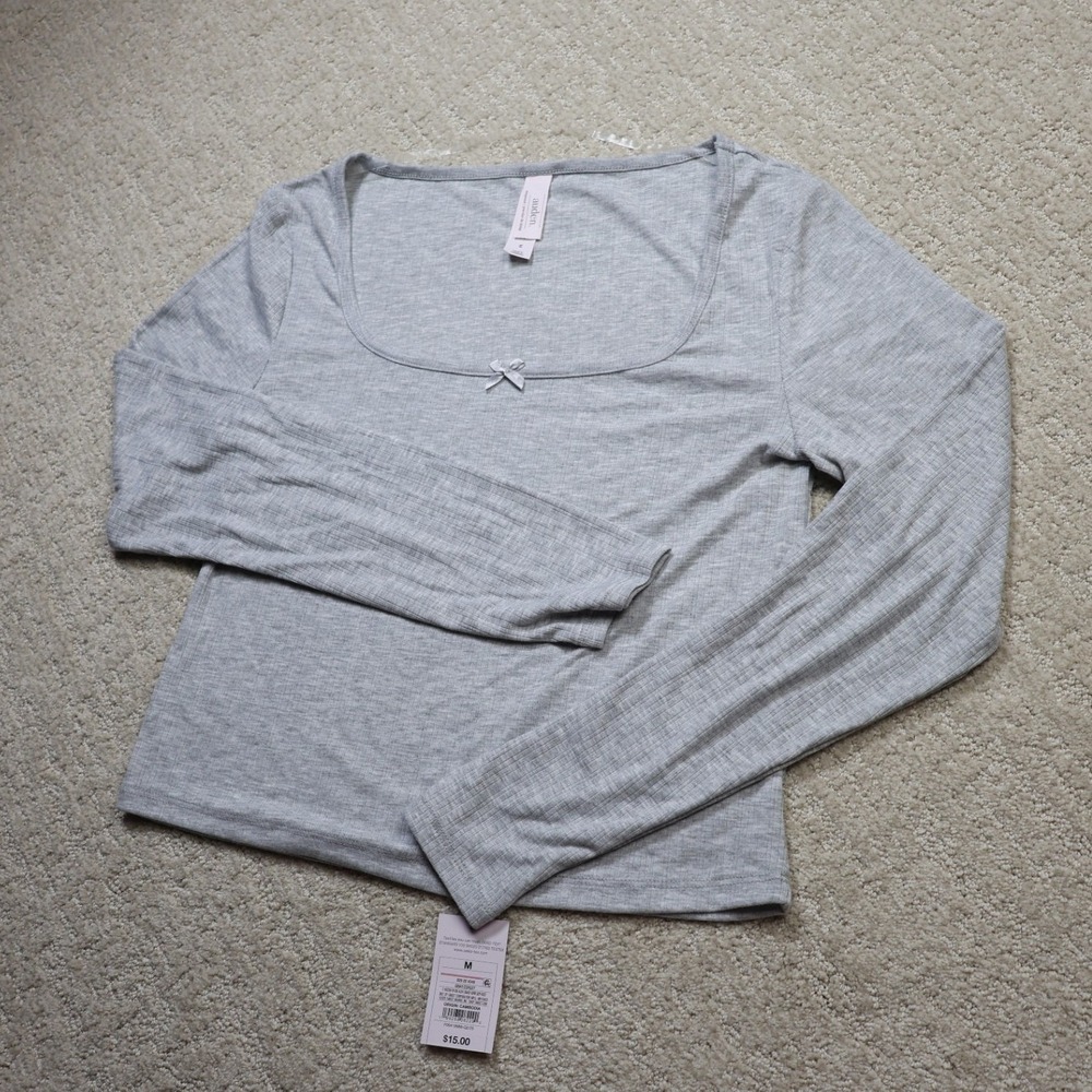 Auden Women Gray Long Sleeve Ribbed Sleep Top Scoop Neck Bow Accent M NEW
